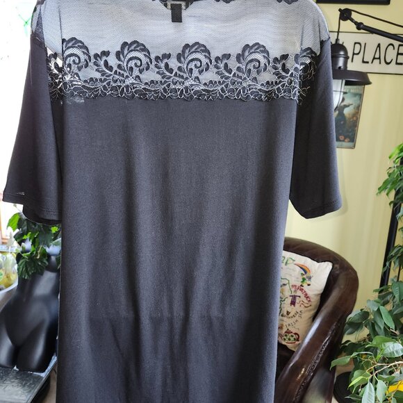 25268 GUESS LOGO T Shirt, M, Black Mesh, Illusion Neck, Short sleeves, - Picture 3 of 6